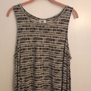 Old navy long tank top size XL